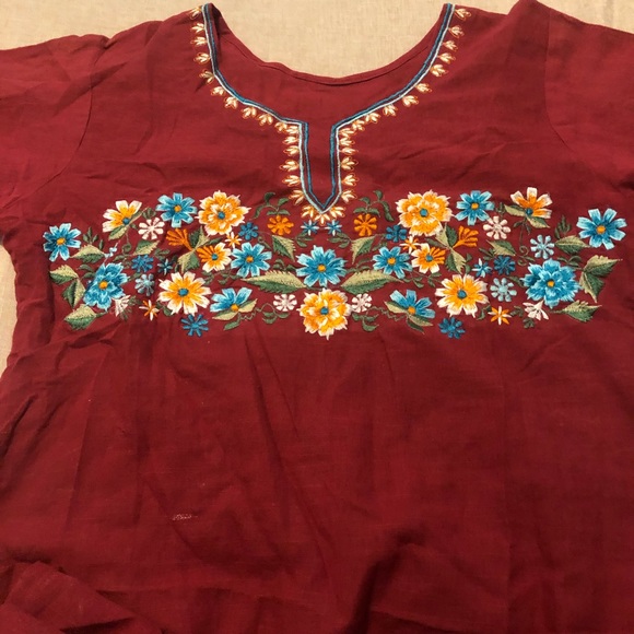 2 Piece Pakistani Maroon Kurta & Trouser Floral Embroidery & Pompom Borders - Picture 2 of 10